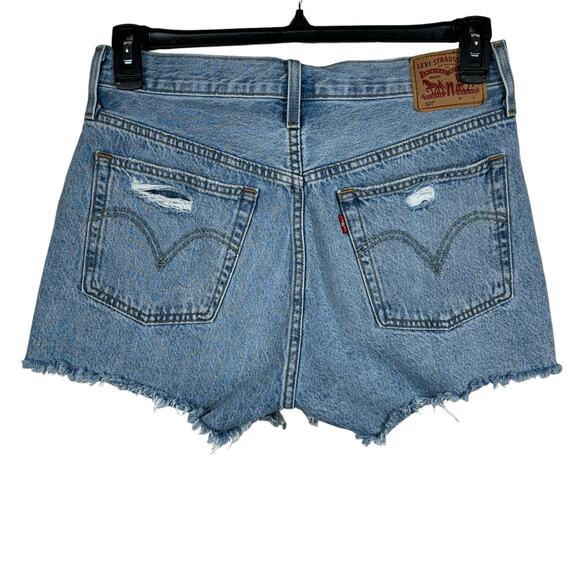 Levi’s 501 SZ W30 Jean Shorts Button-Fly Distressed Light Wash Frayed Hems Blue - Picture 5 of 10